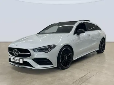 Usado Mercedes CLA200 150 CV (110 kW) 2022 Blanco Familiar