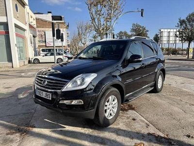 Negro Usado 2015 Ssangyong (KGM) Rexton Limited SUV | 9500 € (Precio justo)
