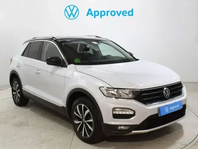 Usado VW T-Roc Advance 150 CV (110 kW) 2022 Gris SUV