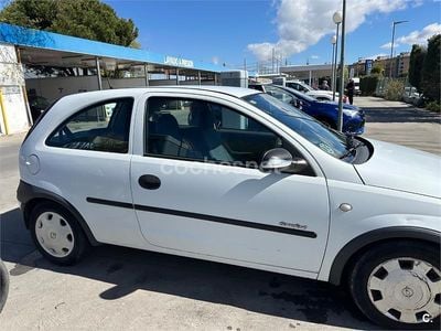 Usado Opel Corsa Comfort 58 CV (42 kW) 2001 Blanco Utilitario