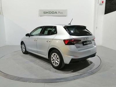 Usado Skoda Fabia Selection 115 CV (84 kW) 2024 Gris plata Utilitario