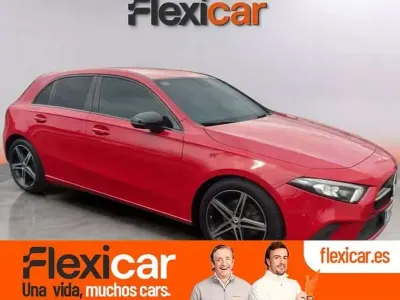 Usado Mercedes A180 109 CV (80 kW) 2019 Rojo Utilitario