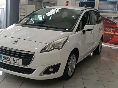 Usado Peugeot 5008