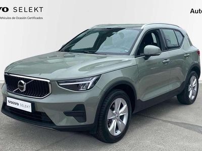 Käytetty Volvo XC40 Core 163 HP (119 kW) 2025 Katumaasturi