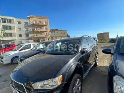 Usado Mitsubishi Outlander Motion 177 CV (130 kW) 2012 Negro SUV