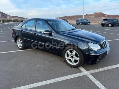 Mercedes C200