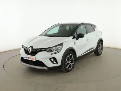 Usado Renault Captur Zen 140 CV (102 kW) 2022 Blanco SUV