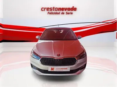 Käytetty Skoda Fabia Selection 95 HP (69 kW) 2024 Harmaa Viistoperä