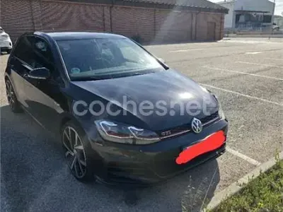 Usado VW Golf VII GTI 245 CV (180 kW) 2018 Negro Berlina
