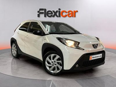 Käytetty Toyota Aygo X 72 HP (52 kW) 2024 Valkoinen Katumaasturi