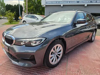 Usado BMW 318 150 CV (110 kW) 2022 Gris / plata Familiar