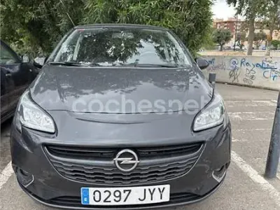 Usado Opel Corsa Selective 90 CV (66 kW) 2017 Negro Utilitario