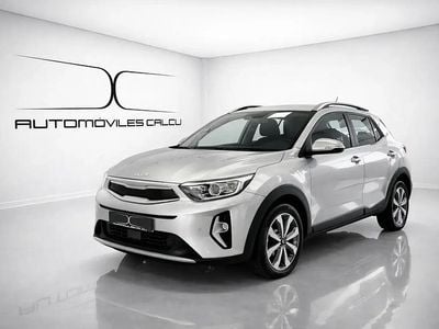 Usado Kia Stonic 100 CV (73 kW) 2024 Sparkling silver SUV