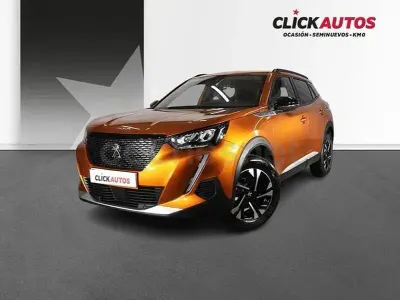 Usado Peugeot 2008 Allure 100 CV (73 kW) 2023 Naranja SUV
