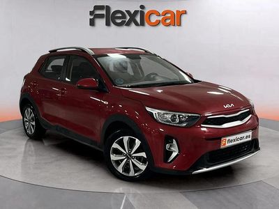 Rojo Usado 2023 Kia Stonic SUV | 13.490 € (Buen precio)