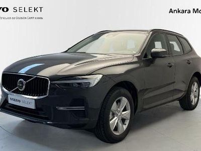 Gris Usado 2022 Volvo XC60 Momentum SUV | 39.900 €