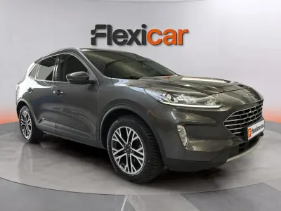 Usado Ford Kuga Titanium 150 CV (110 kW) 2021 Gris SUV