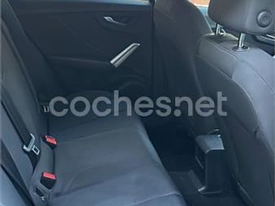 Usado Audi Q2 Advanced Plus 116 CV (85 kW) 2018 Negro SUV