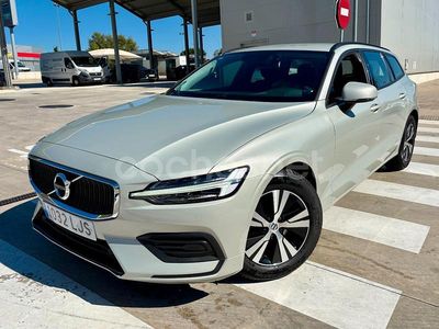 Gris / plata Usado 2020 Volvo V60 Business Edition Familiar | 23.490 € (Precio justo)