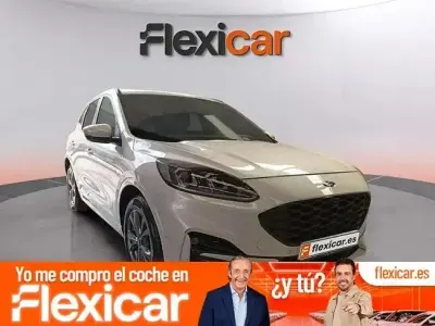 Usado Ford Kuga ST-Line 190 CV (139 kW) 2020 Blanco SUV