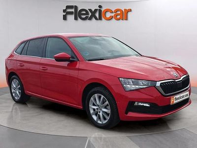 Usado Skoda Scala Active 110 CV (80 kW) 2021 Azul Utilitario