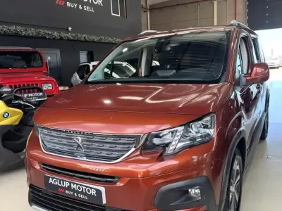 Occasion Peugeot Rifter Allure 100 PK (73 kW) 2019 Oranje MPV