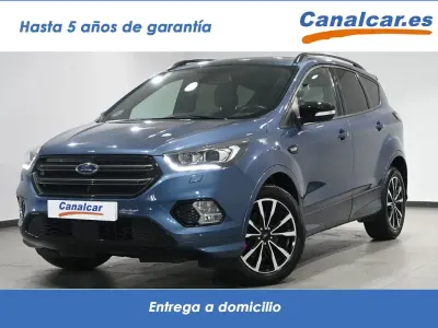 Usado Ford Kuga ST-Line 150 CV (110 kW) 2019 Azul SUV