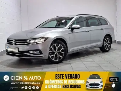 Usado VW Passat Executive 150 CV (110 kW) 2021 Gris / plata Familiar