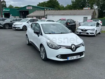Usado Renault Clio IV Dynamique 90 CV (66 kW) 2014 Blanco Berlina