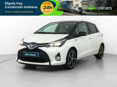 Usado Toyota Yaris Hybrid 75 CV (55 kW) 2016 Blanco Berlina