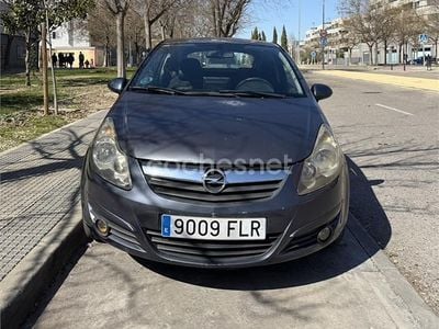 Usado Opel Corsa Sport 90 CV (66 kW) 2007 Gris / plata Utilitario