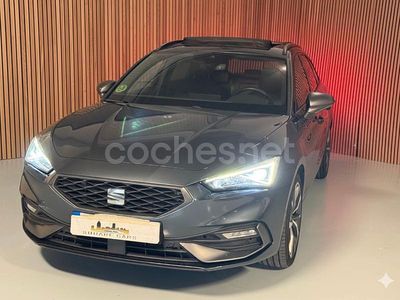 Gris / plata Usado 2022 Seat Leon FR Familiar | 17.790 € (Precio justo)