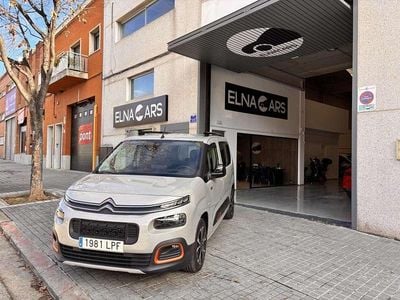 Usado Citroën Berlingo Shine 131 CV (96 kW) 2021 Gris Monovolumen