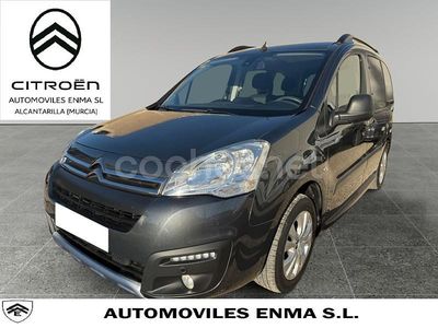 Usado Citroën Berlingo XTR 100 CV (73 kW) 2017 Gris / plata Monovolumen