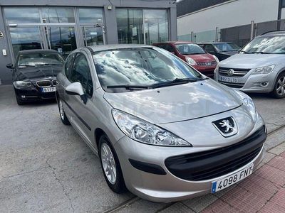 Usado Peugeot 207 90 CV (66 kW) 2007 Gris / plata Berlina