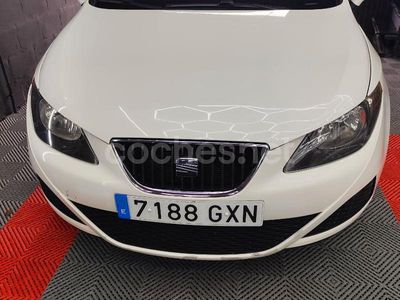 Blanco Usado 2010 Seat Ibiza Reference Berlina | 6999 € (Precio justo)