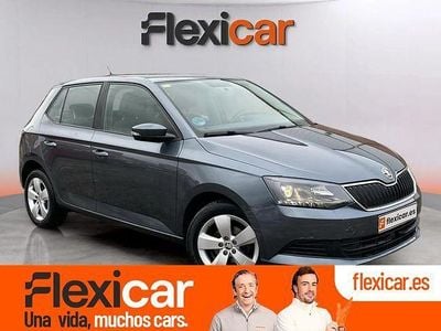 Gris Usado 2018 Skoda Fabia Active Berlina | 9890 € (Precio justo)