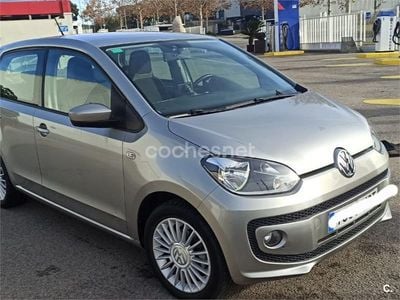 Gris / plata Usado 2015 VW up! Utilitario | 6400 € (Buen precio)