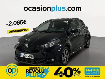Usado Toyota Yaris Hybrid Active 116 CV (85 kW) 2024 Negro Berlina