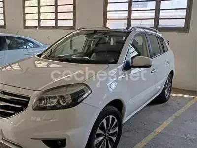 Usado Renault Koleos Dynamique 150 CV (110 kW) 2012 Blanco SUV