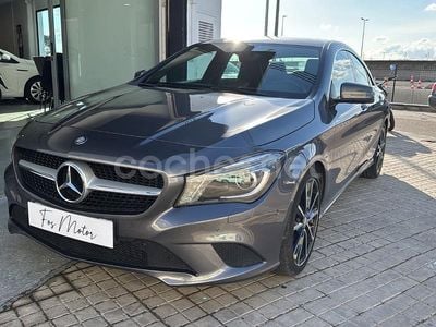 Gris / plata Usado 2014 Mercedes CLA200 Urban Berlina | 16.990 € (Buen precio)