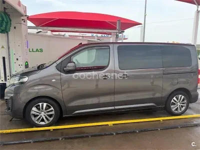 Usado Peugeot Traveller Allure 177 CV (130 kW) 2019 Gris / plata Monovolumen