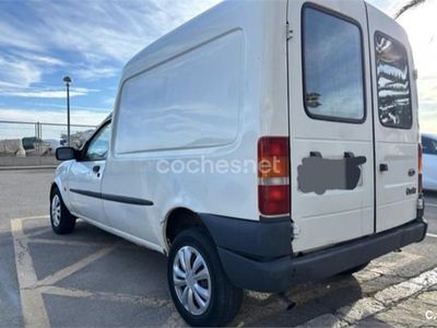 Blanco Usado 2000 Ford Courier Monovolumen | 2200 €