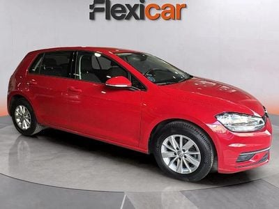 Rojo Usado 2020 VW Golf Advance Berlina | 15.290 € (Buen precio)