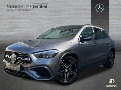Usado Mercedes GLA200 AMG line 150 CV (110 kW) 2025 Gris montaña SUV