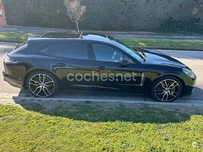 Occasion Porsche Panamera Sport Turismo 462 PK (339 kW) 2022 Zwart Stationwagen