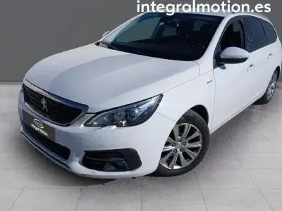Begagnad Peugeot 308 SW Style 130 HK (95 kW) 2020 Kombi