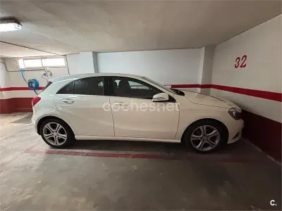 Käytetty Mercedes A200 Urban 136 HP (100 kW) 2017 Valkoinen Sedan