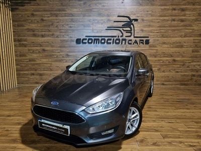 Gris / plata Usado 2018 Ford Focus Titanium Berlina | 8990 € (Buen precio)