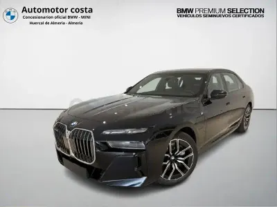 Nuevo BMW 750e 489 CV (359 kW) 2025 Azul Berlina